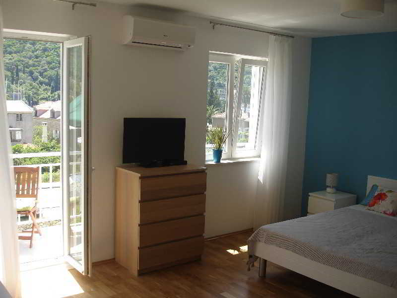 Apartments Silvija Mokošica Extérieur photo